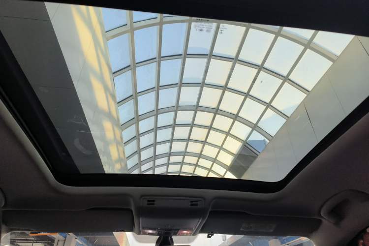 Used Volkswagen Tayron 2019 330TSI Two-Wheel Drive Luxury Model China VI Standard
