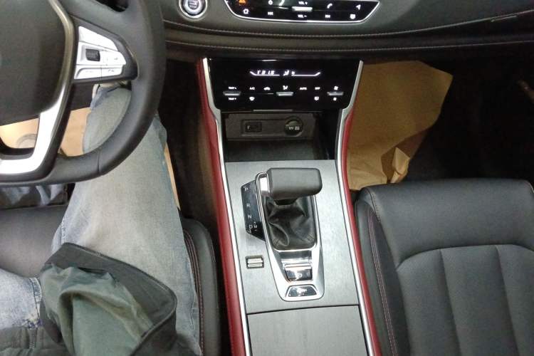 Used Changan CS75 2022 Blue Whale Edition 1.5T DCT Luxury Model
