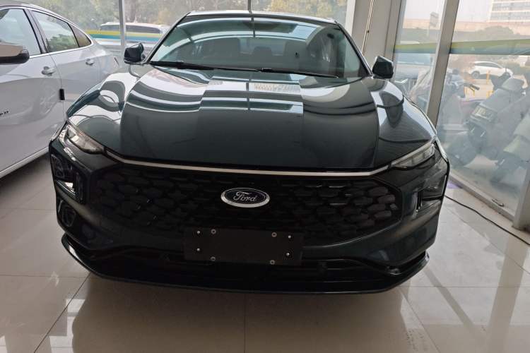 Used Ford Mondeo 2023 EcoBoost 180 Luxury Model