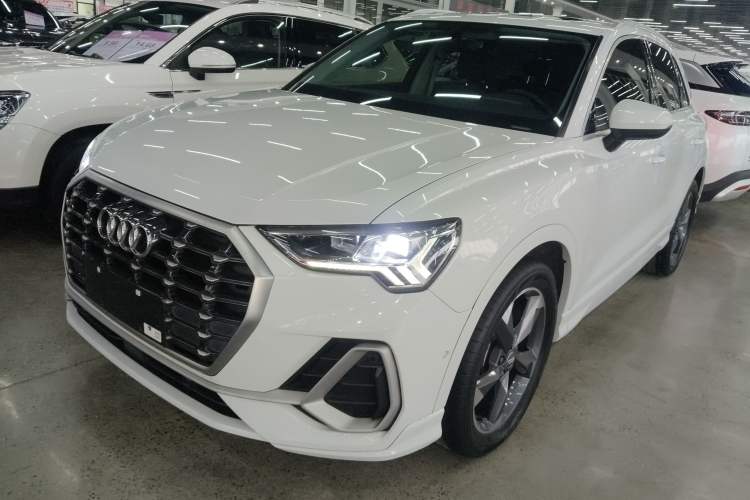 Used Audi Q3 2021 35 TFSI Fashion Dynamic Model
