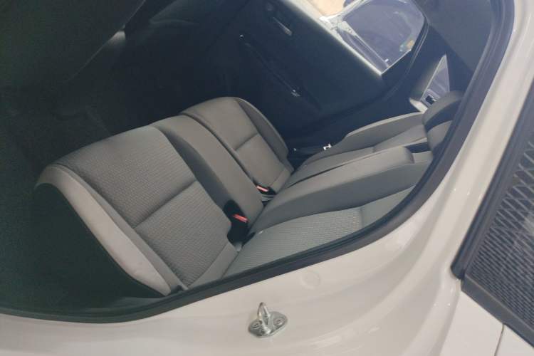 Used Honda LIFE 2021 1.5L CVT CRO-SS Fun Edition
