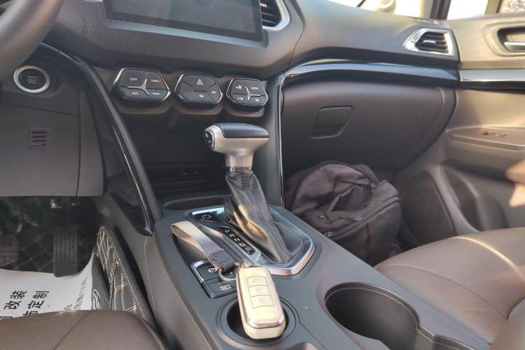 Used GAC Trumpchi GS4 2017 235T G-DCT Two-Wheel Drive Elite Edition
