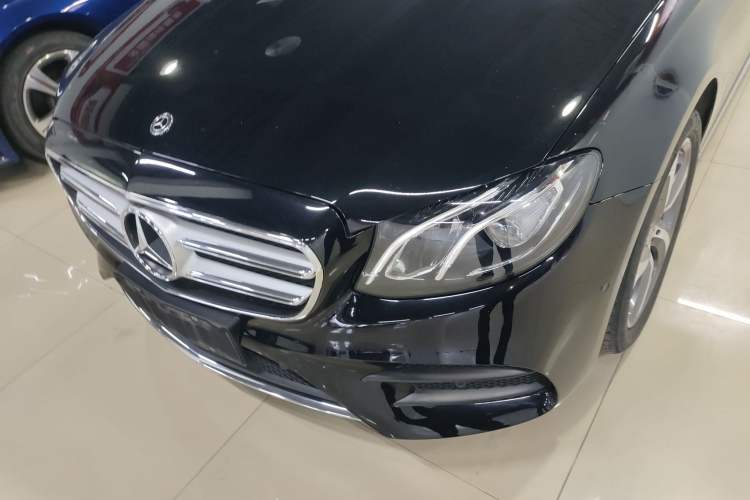 Used Mercedes-Benz E-Class 2019 Restyled E 300 L Sporty and Stylish Edition
