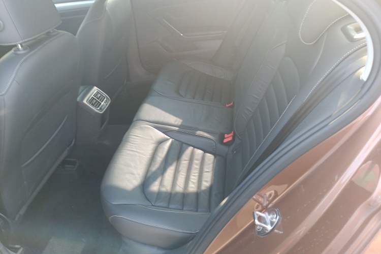 Used Volkswagen Lamando 2017 280TSI DSG Comfort Edition
