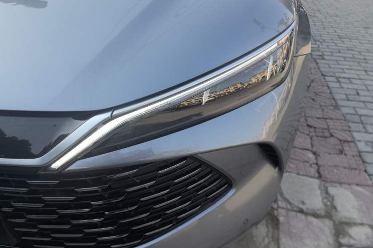 Used BYD Qin L 2024 DM-i 80KM Beyond Model
