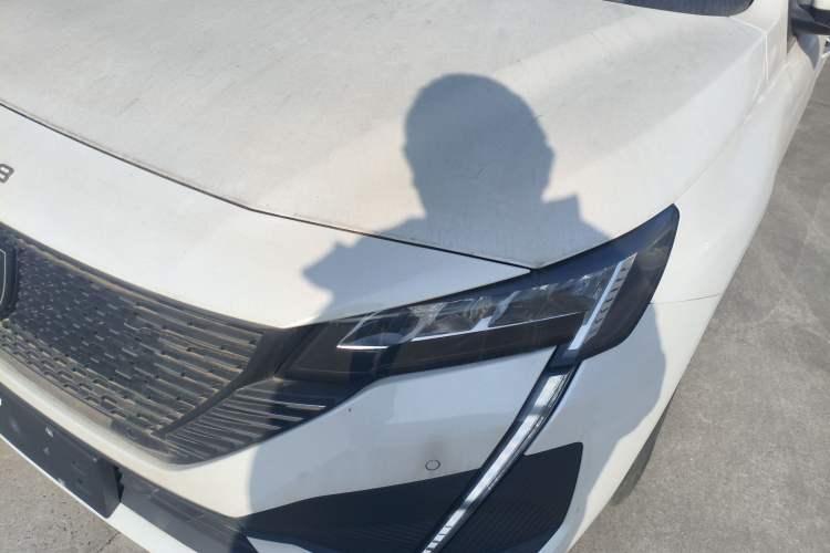 Used Peugeot 408 2022 1.6T Light-Chasing Edition
