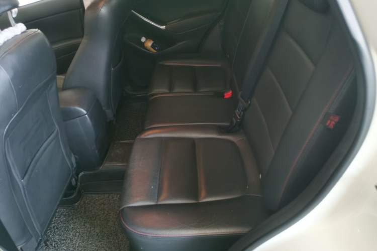 Used Mazda CX-5 2013 2.5L Automatic 4x4 Luxury Version
