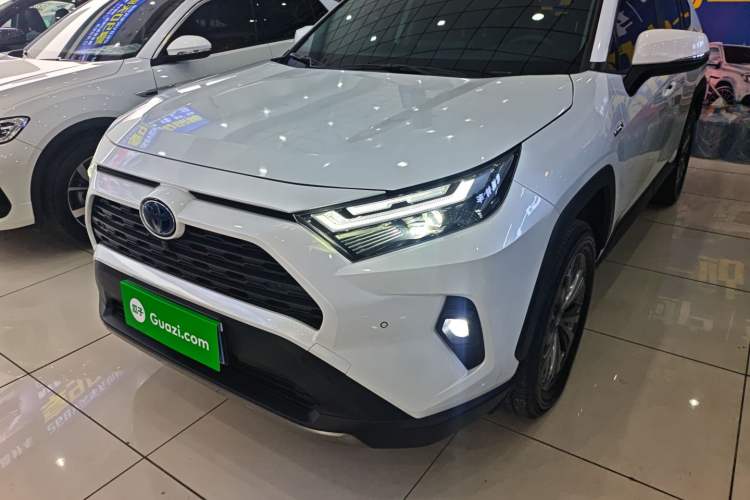 Used Toyota RAV4 2024 Dual-Motor 2.5L E-CVT Two-Wheel Drive Elite Plus Edition
