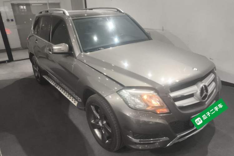 Used Mercedes-Benz GLK-Class 2013 GLK 300 4MATIC Dynamic Sunroof Model
