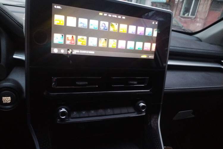 Used Haval M6 2021 PLUS 1.5T DCT Luxury Smart Connectivity Model
