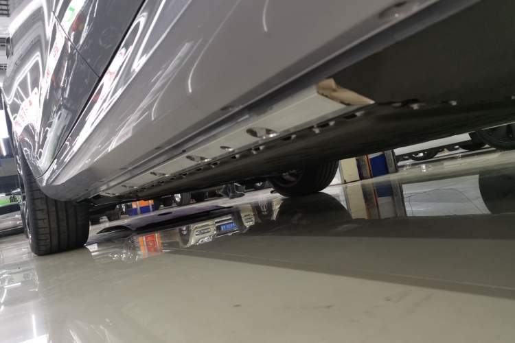 Used Hima AITO M5 2025 Extended-Range Ultra All-Wheel-Drive Version
