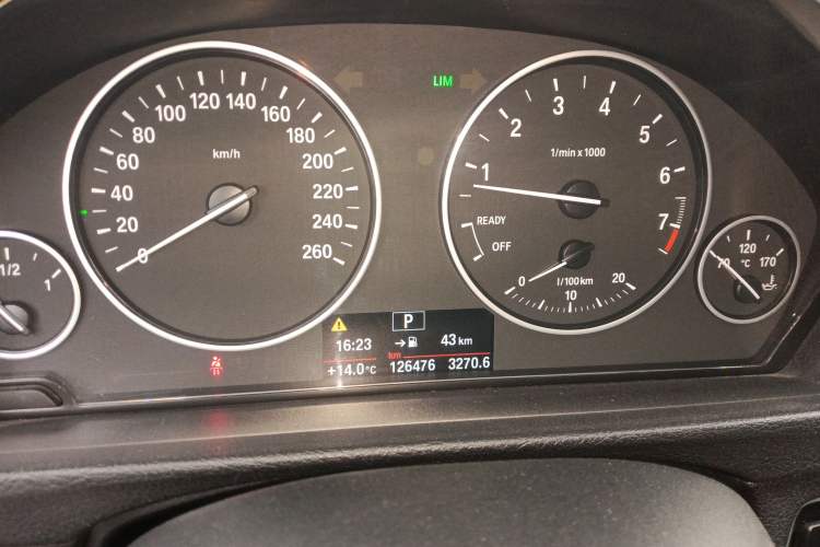 Used BMW 3 Series 2016 320Li Ambition Model