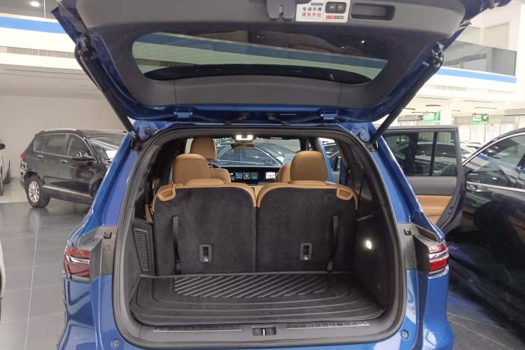 Used Li Auto ONE 2020 Extended-Range 6-Seater Version
