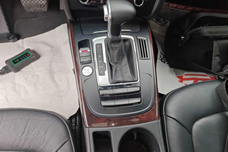 Used Audi A4L 2016 35 TFSI Collection Edition S line Comfort Model
