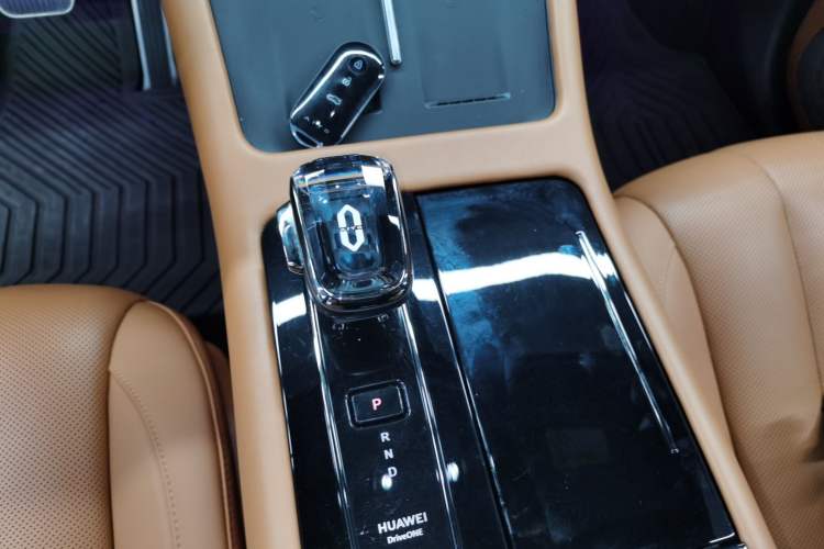 Used Hima AITO M7 2024 1.5T Intelligent Driving 4WD Ultra Version 6 Seats