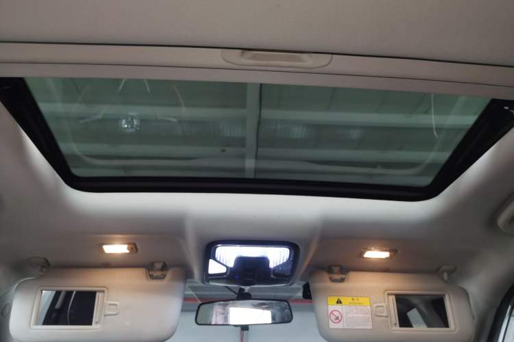 Used Changan CS55 2018 1.5T Automatic Colorful Edition China V Standard
