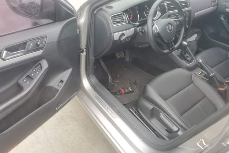 Used Volkswagen Sagitar 2018 1.6L Automatic Comfort Model