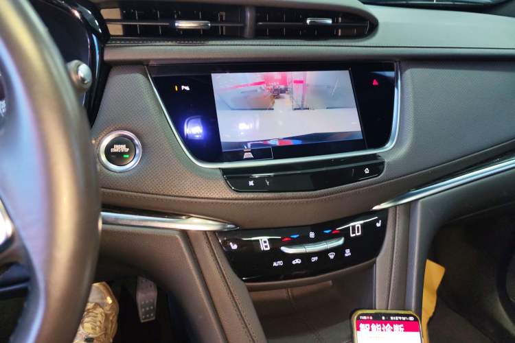 Used Cadillac XT5 2022 2.0T Two-Wheel Drive Luxury Version