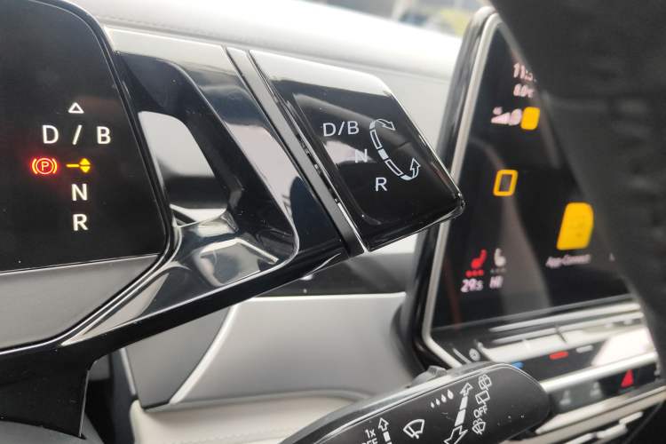 Used Volkswagen ID.6 CROZZ 2022 Long-Range PRO Edition