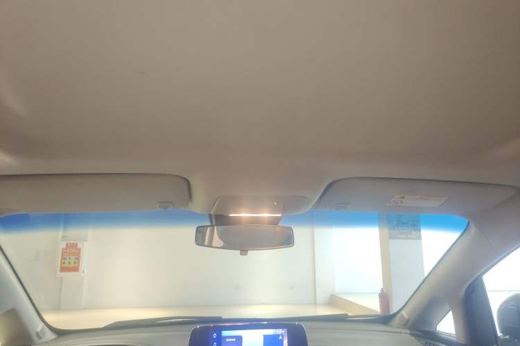 Used Buick GL8 2023 Land Executive Class Comfort Model
