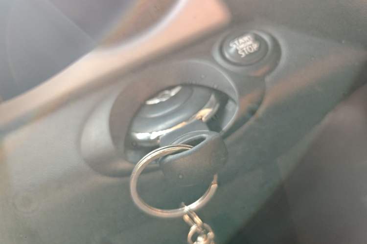 Used  MINI 2011 1.6L COOPER Fun
