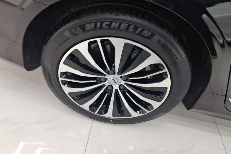 Used Volvo S90 2024 B5 Zhiyi Luxury Edition
