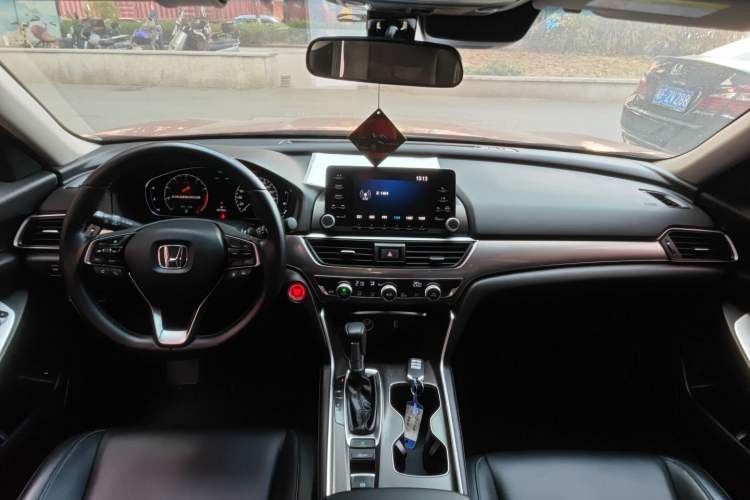 Used Honda Accord 2018 260TURBO Luxury Edition China V Emission Standard