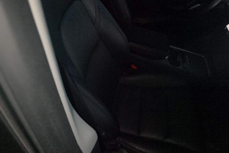 Used Tesla Model 3 2021 Standard Range Rear-Drive Upgraded Version
