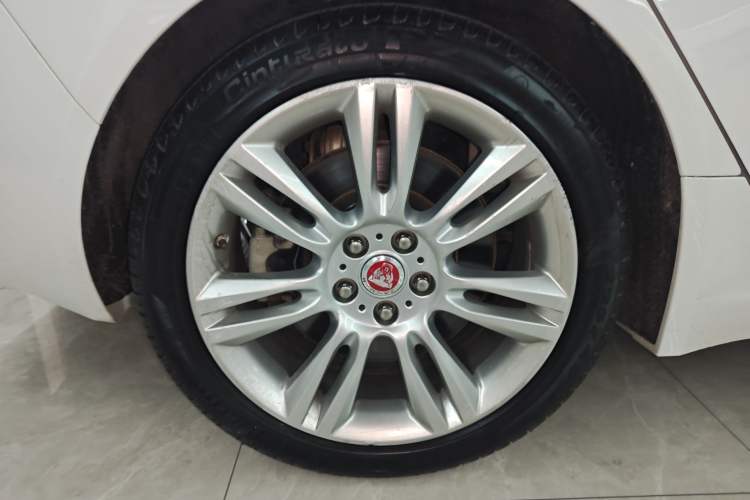 Used Jaguar XEL 2019 2.0T 200 PS Deluxe Edition
