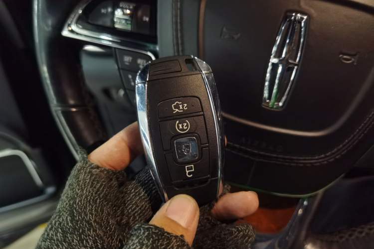 Used Lincoln Continental 2017 2.0T Two-Wheel Drive Prestige Edition
