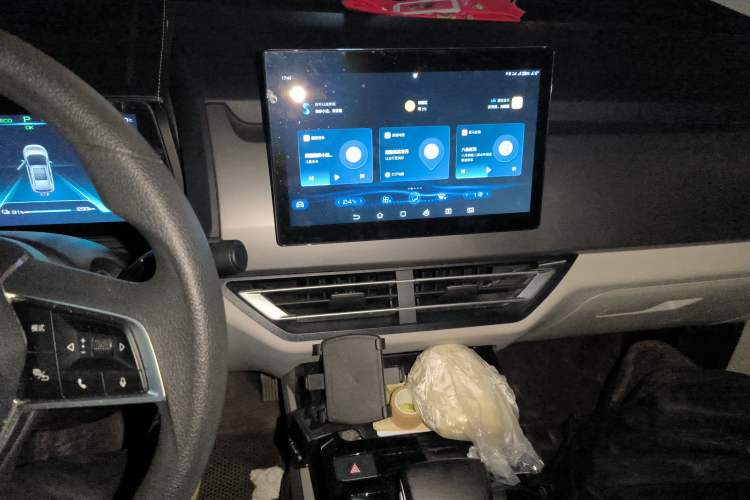 Used BYD Yuan Pro 2023 320KM Luxury Version