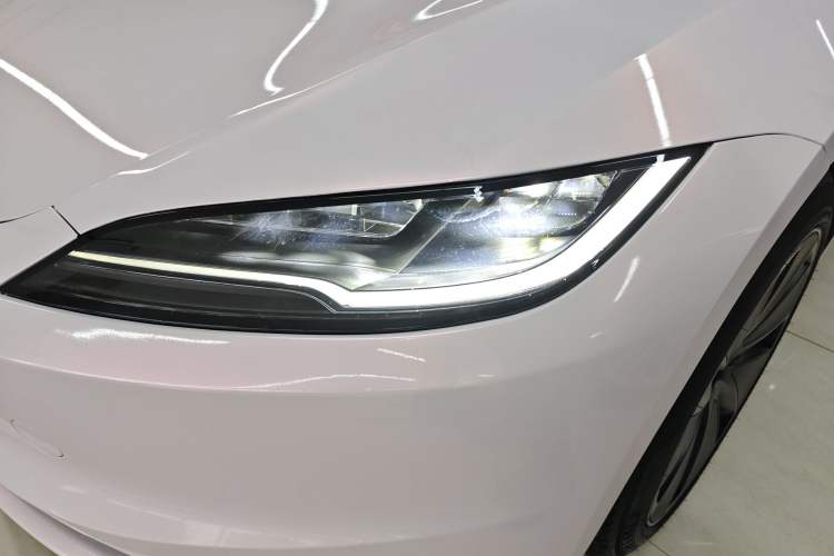 Used Tesla Model 3 2023 Rear-Wheel-Drive Version
