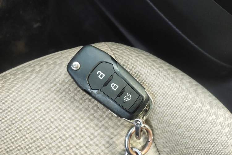 Used Ford Escort 2015 1.5L Manual Comfort Model
