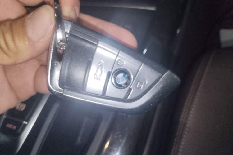 Used BMW X5 2017 xDrive28i
