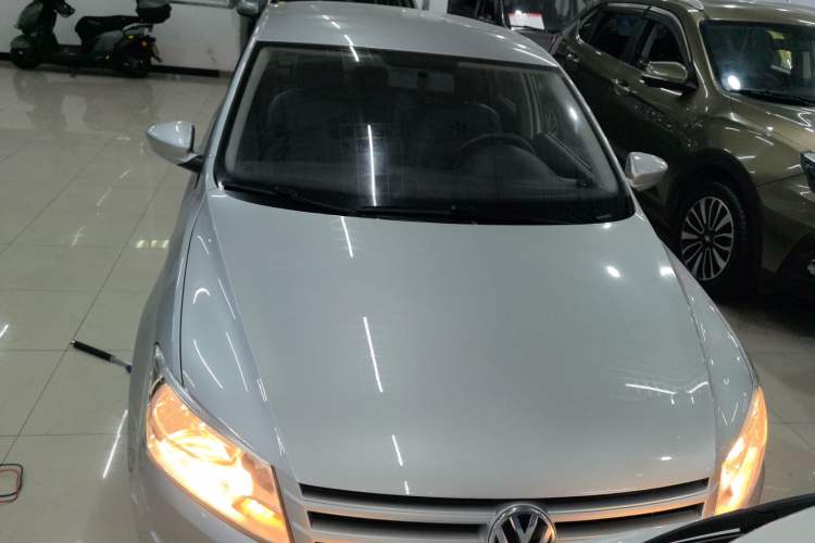 Used Volkswagen Santana 2015 1.6L Automatic Fashion Edition