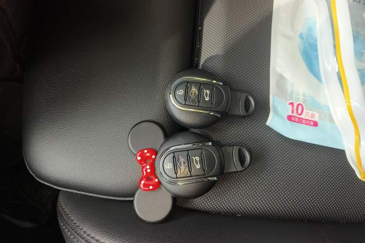 Used MINI MINI 2021 2.0T COOPER S Classic Edition
