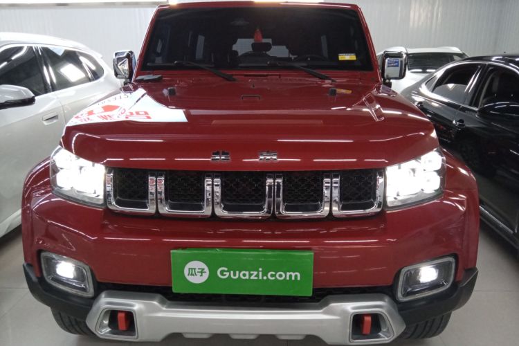 Used  BJ40 2020 2.0T Automatic Four-Wheel Drive Urban Hunter Edition Chivalrous Type
