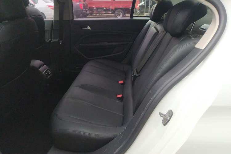 Used Peugeot 408 2014 1.8L Automatic Luxury Edition
