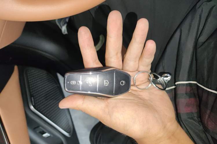 Used BYD Han L 2025 DM-p Four-Wheel-Drive LiDAR Flagship Model
