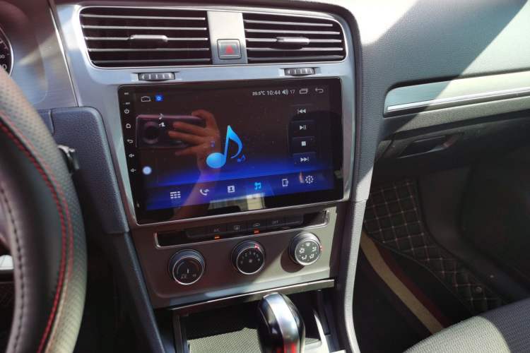 Used Volkswagen Golf 2015 1.6L Automatic Comfort Model
