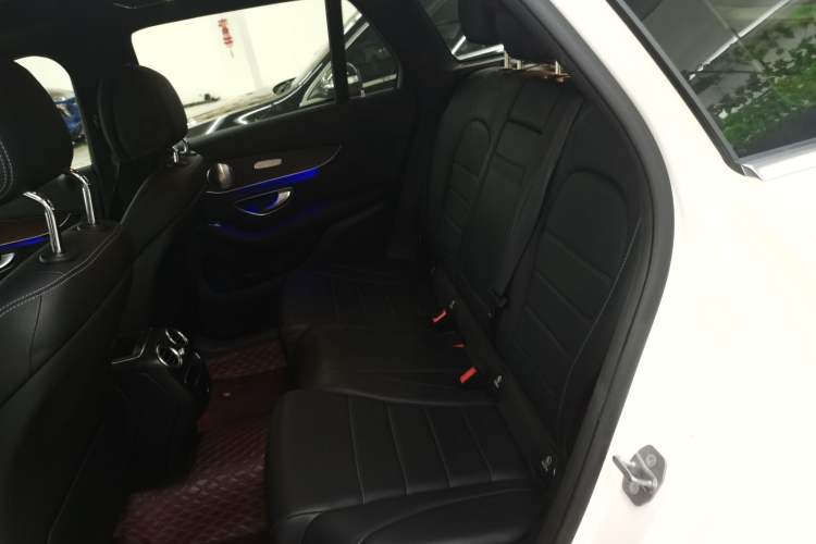 Used Mercedes-Benz GLC 2020 GLC 300 L 4MATIC Dynamic Edition
