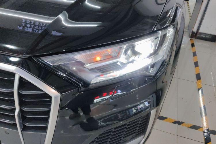 Used Audi Q7 2023 55 TFSI quattro S line Sport Edition
