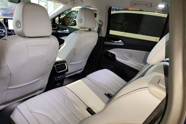 Used Volkswagen ID.6 X 2021 1st Edition ID. First Impression Edition