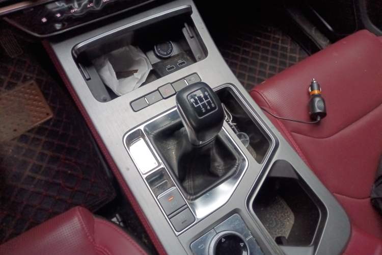 Used JETOUR X70 PLUS 2023 1.5T Manual Self-Reliant 5-Seater
