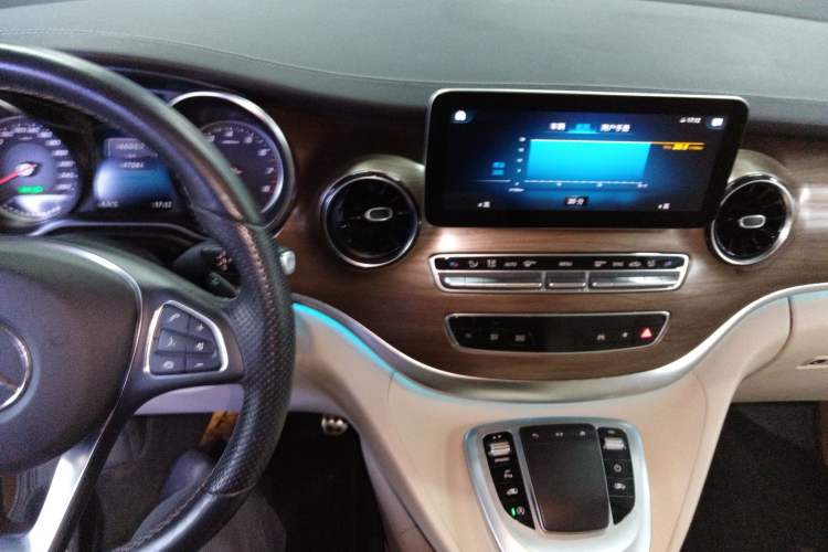 Used Mercedes-Benz V-Class 2020 V 260 L Long-wheelbase Luxury Edition
