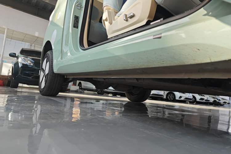 Used Wuling Hongguang MINIEV 2024 3rd Generation 215km Advanced Version
