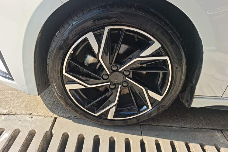 Used Lynk & Co 03 2023 2.0TD DCT JingPro
