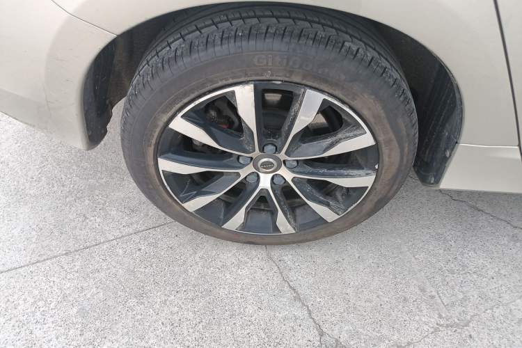 Used Volvo S60 2019 S60L Facelift T5 Intelligent Advanced Edition