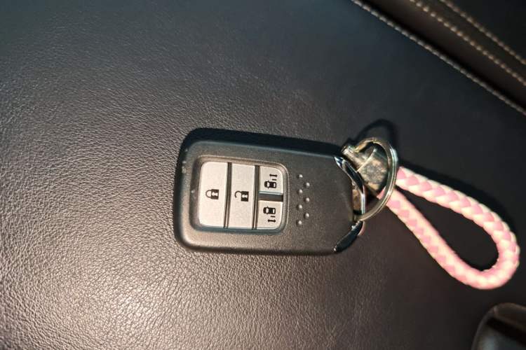 Used Honda Elysion 2016 2.4L Luxury Edition
