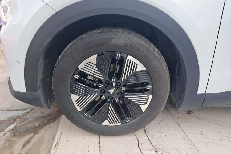 Used  S05 2024 510Max Pure Electric Version
